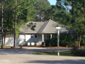 2BR Walk to Beach Florida Gulf Coast Gem for Beach and Nature Lovers
